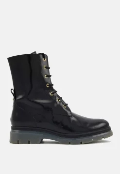 Bons baisers Bottes Et Bottines|Beth