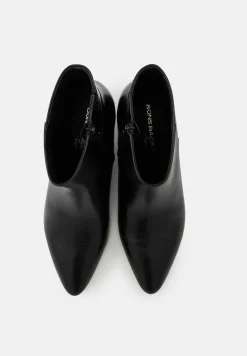 Bons baisers Bottes Et Bottines|Clarisse