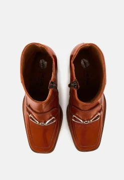 Bons baisers Bottes Et Bottines|Eddie