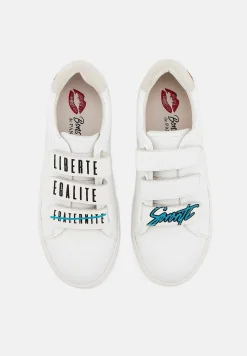 Bons baisers Edith|Edith Liberty Egalite Sororite