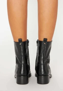 Bons baisers Bottes Et Bottines|Janis