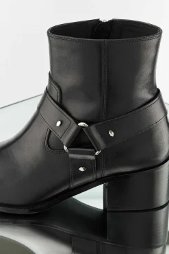Bons baisers Bottes Et Bottines|Lune