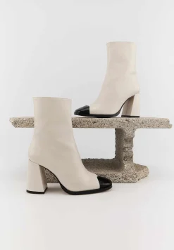 Bons baisers Bottes Et Bottines|Margot