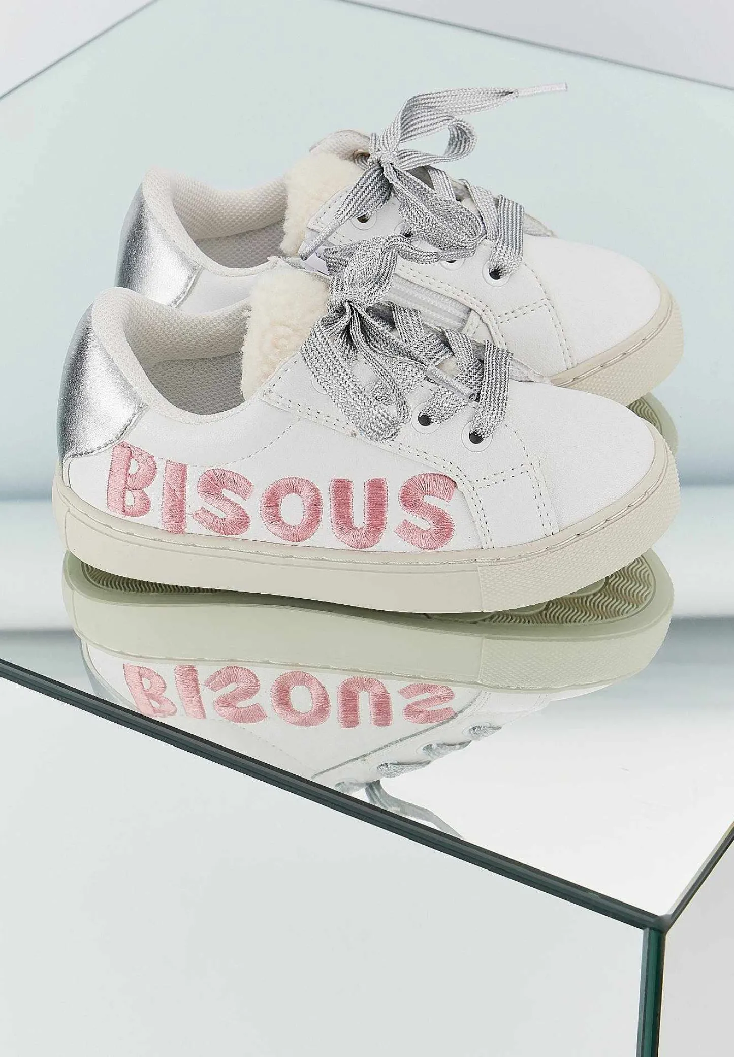 Bons baisers Mini|Mini-Simone