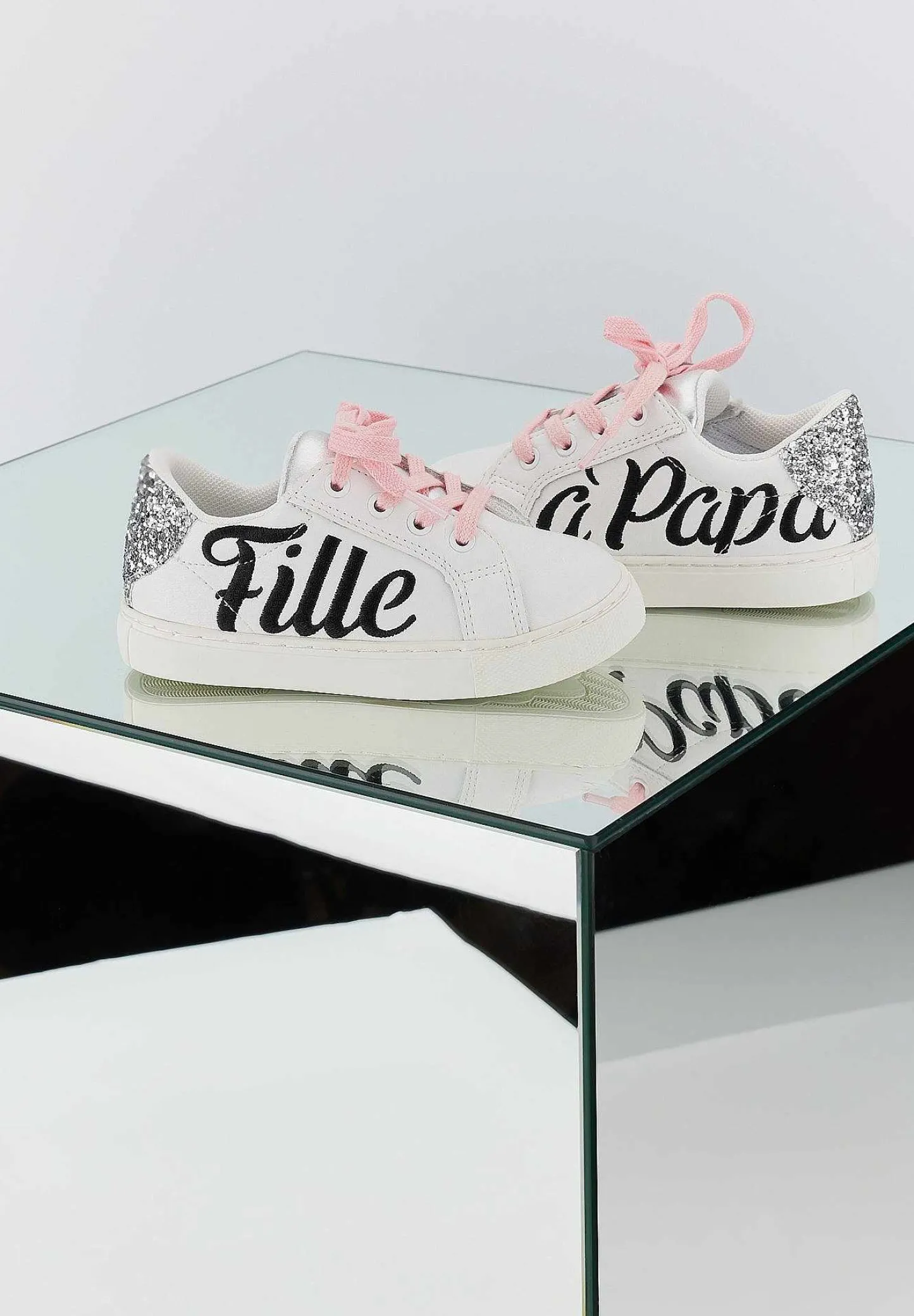Bons baisers Mini|Mini-Simone
