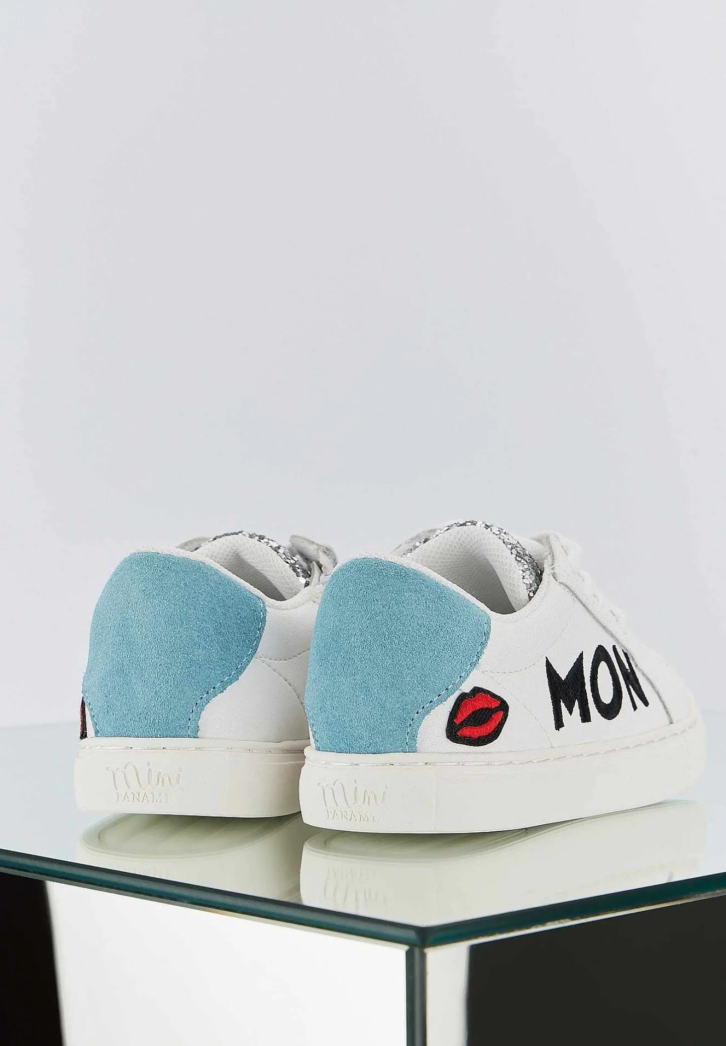 Bons baisers Mini|Mini-Simone