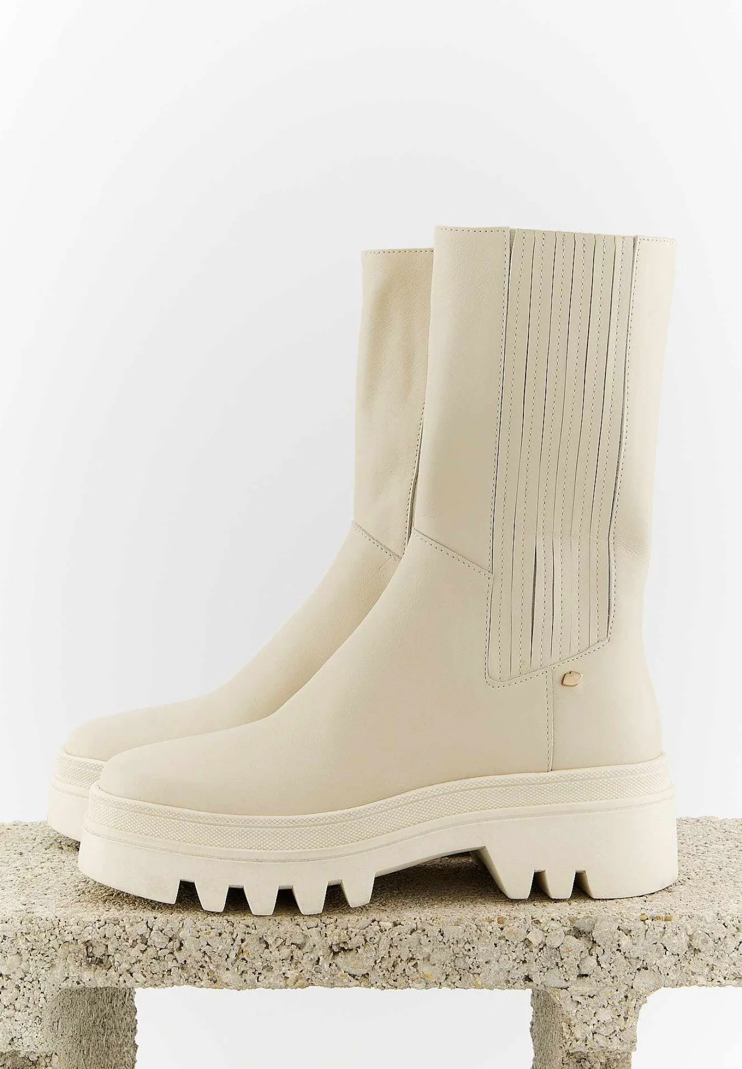 Bons baisers Bottes Et Bottines|Peut