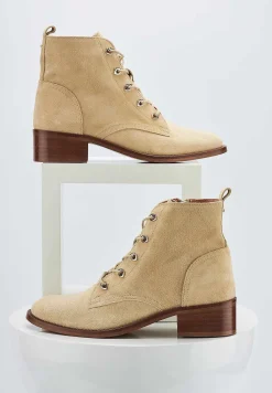 Bons baisers Bottes Et Bottines|Wanda